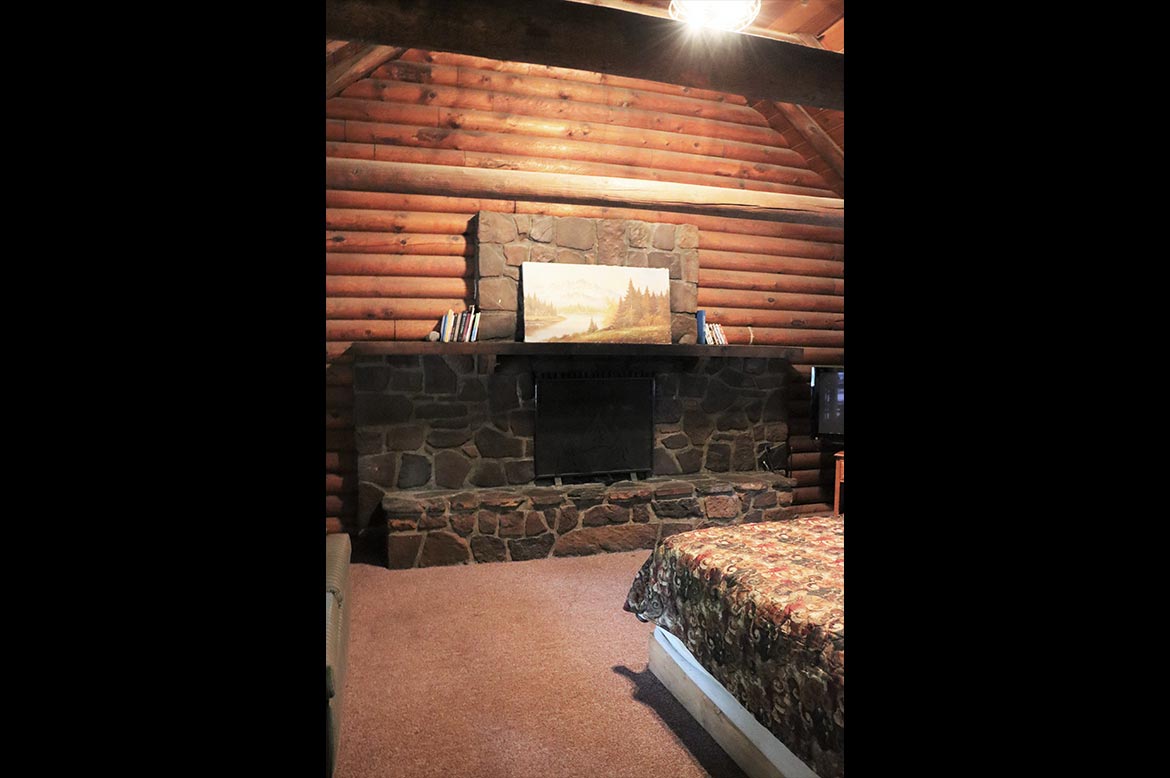 Ranch House fireplace and mantle